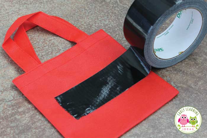 How to make a santa belt gift bag for your Christmas gift bags. 