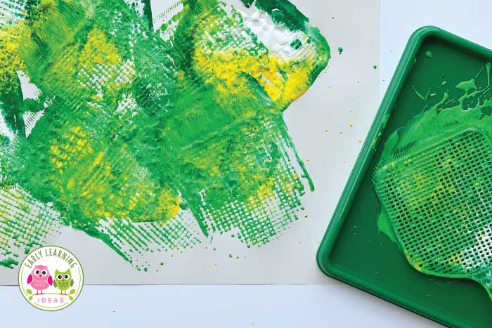 Gorgeous art with your easy art project idea for preschoolers.  
