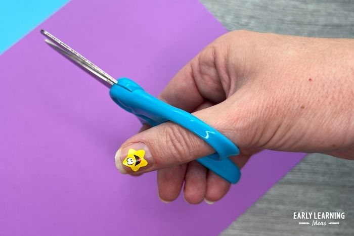 Tips and Tricks for helping kids hold scissors