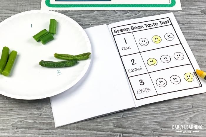 preschool plant activity - conduct a green bean taste test