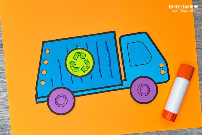 recycling truck or garbage truck Earth Day fine motor craft for preschoolers that will help kids build fine motor skills. An example of benefits of crafts for preschoolers