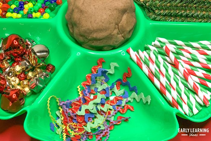 Learning and Exploring Through Play: St Patricks Day Tuff Tray