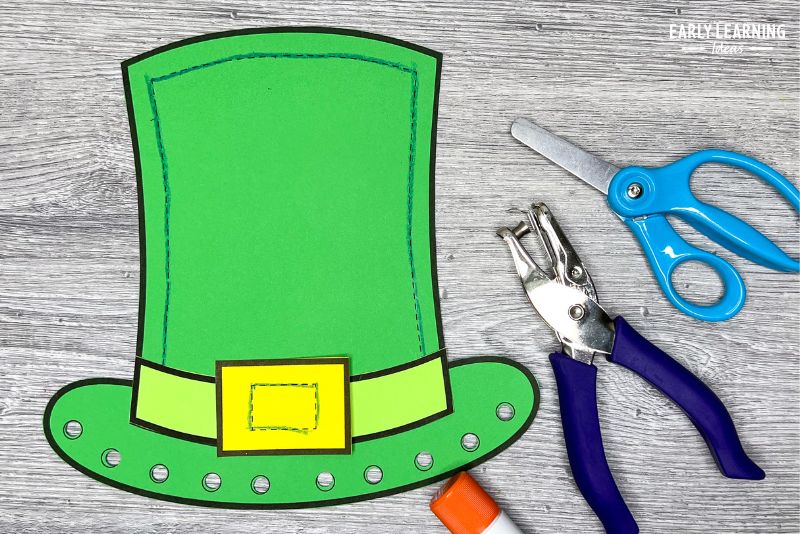 Leprechaun hat paper craft