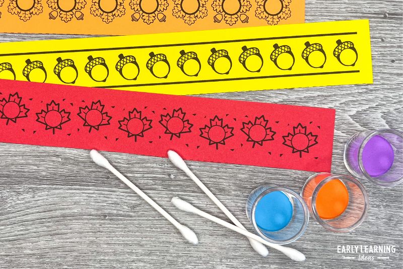 making patterns with q-tip painting