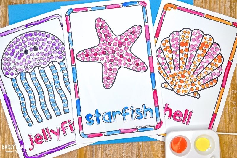 summer q-tip painting craft. Jellyfish, starfish, and shell under the sea crafts